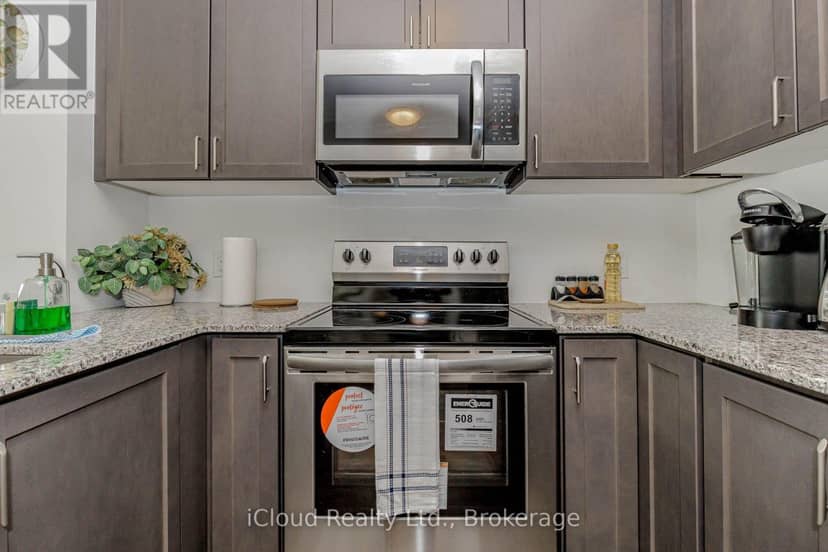 504 - 95 Dundas Street — photo 9 of 21