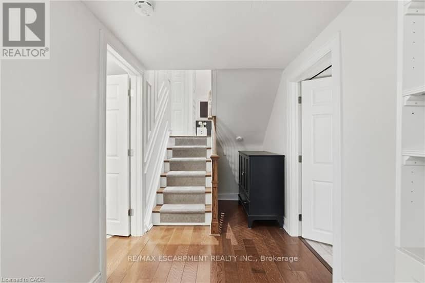 194 Foxbar Road — photo 11 of 24