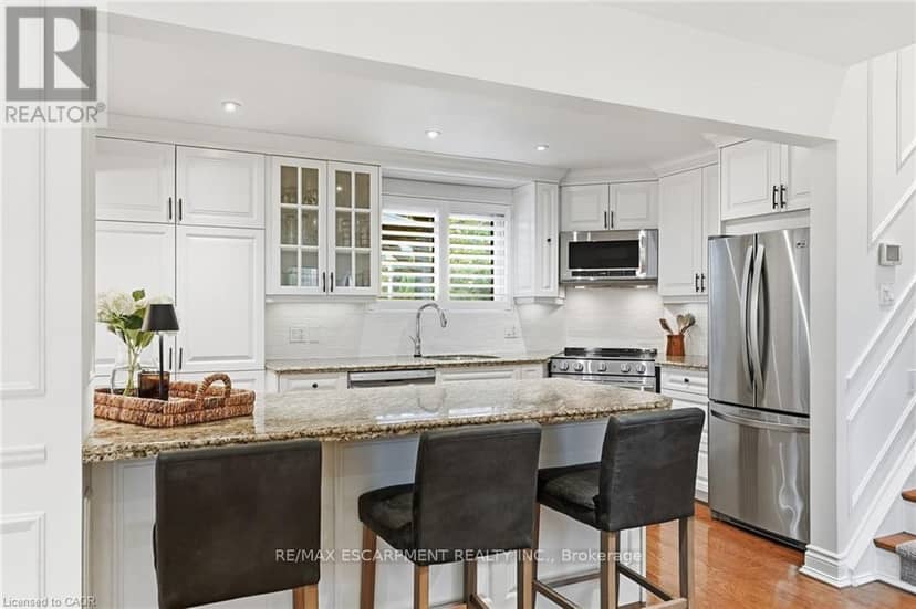 194 Foxbar Road — photo 7 of 24