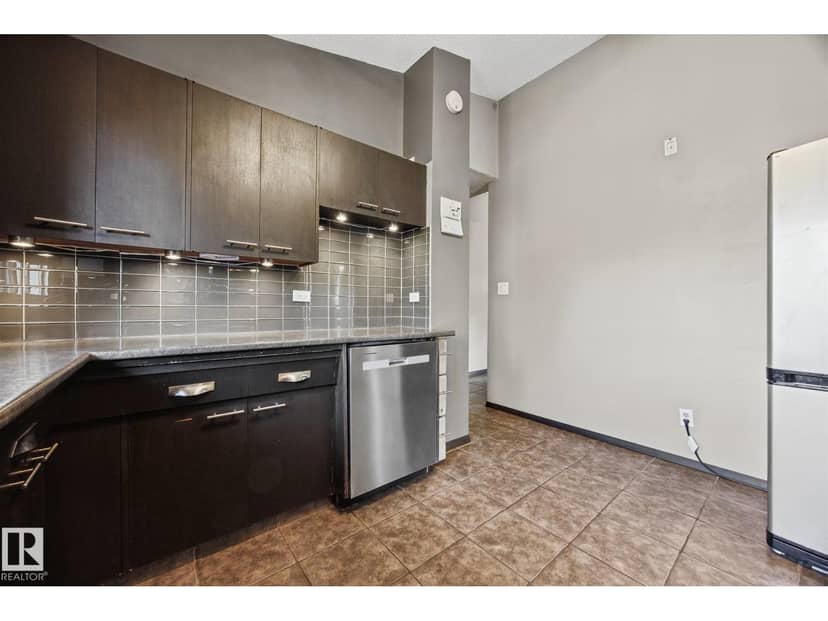 38 Raven Dr — photo 14 of 40