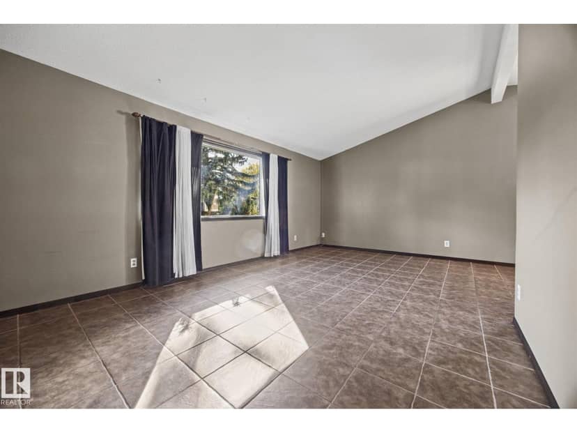 38 Raven Dr, Sherwood Park, photo 6