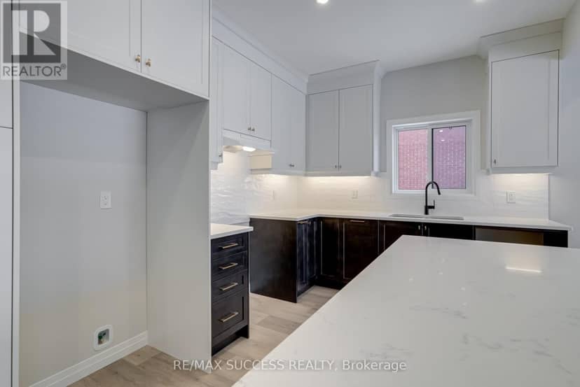 147 Siebert Avenue — photo 13 of 40