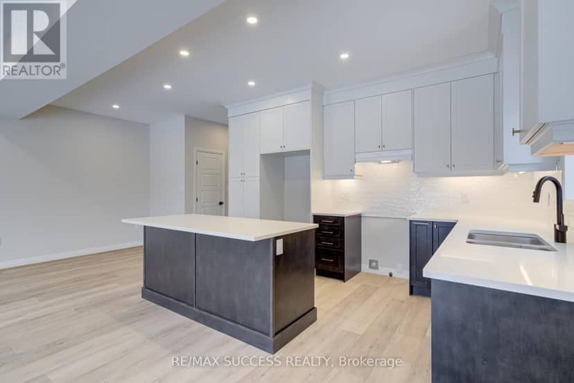 147 Siebert Avenue — photo 14 of 40