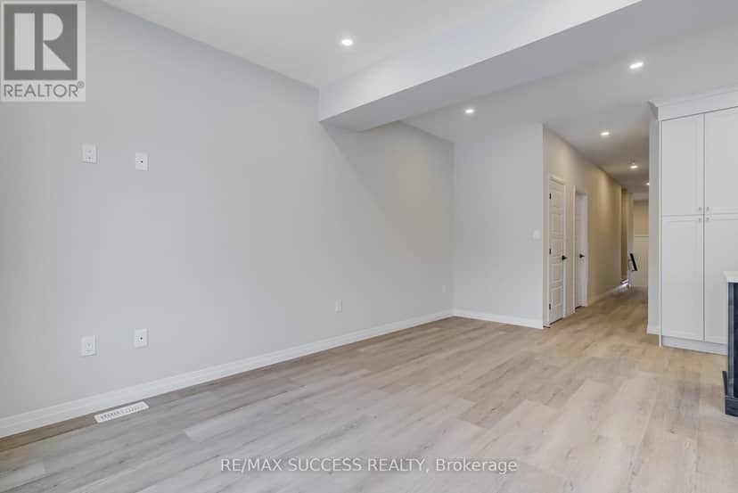 147 Siebert Avenue — photo 16 of 40