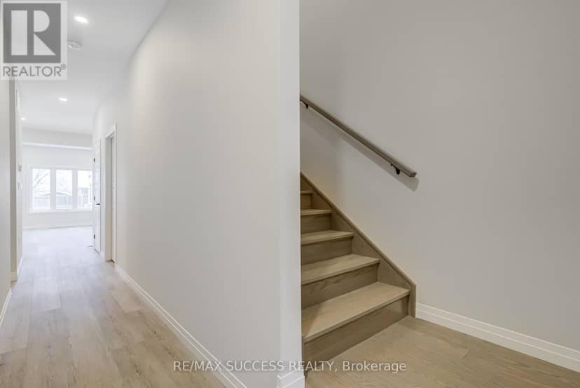 147 Siebert Avenue — photo 23 of 40