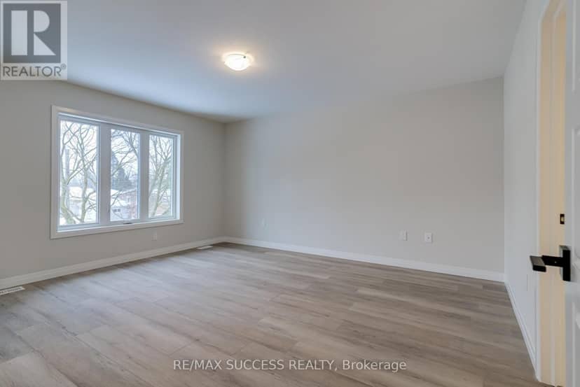 147 Siebert Avenue — photo 25 of 40