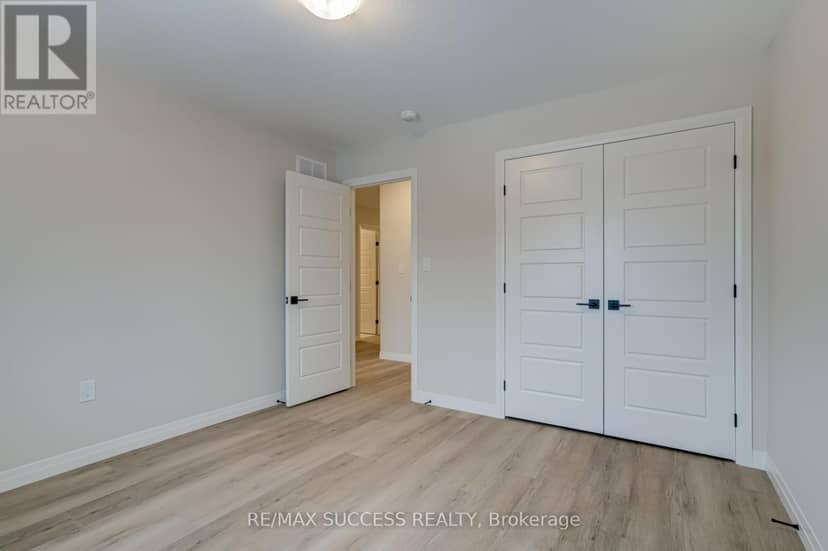 147 Siebert Avenue — photo 36 of 40