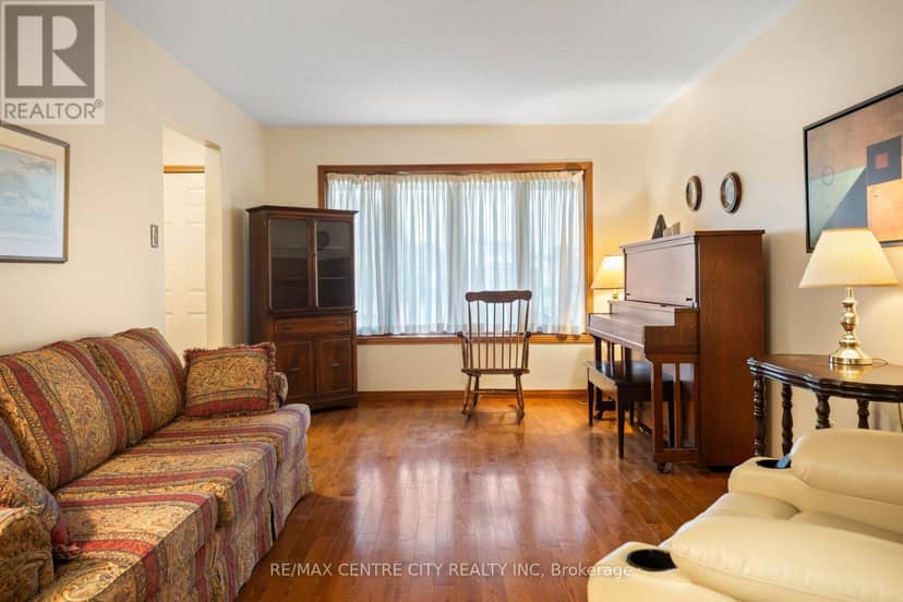 334 Canterbury Place, Central Elgin, photo 7