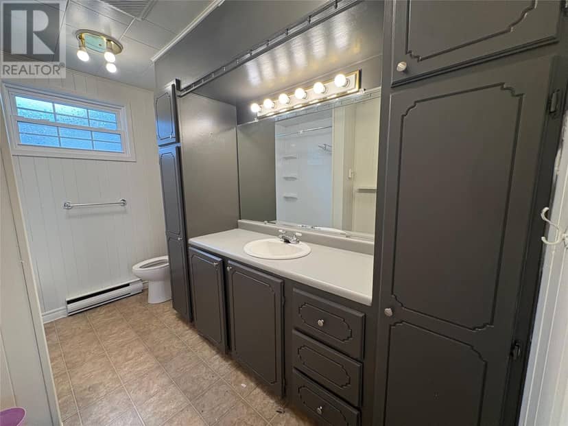 169 Elizabeth Street — photo 16 of 29
