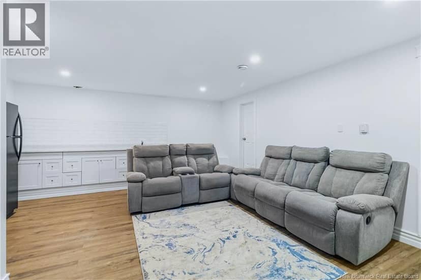 73 Sawgrass Drive — photo 32 of 40