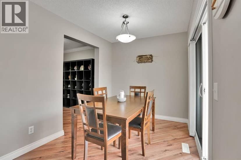 199 Cedarwood Lane SW — photo 18 of 40