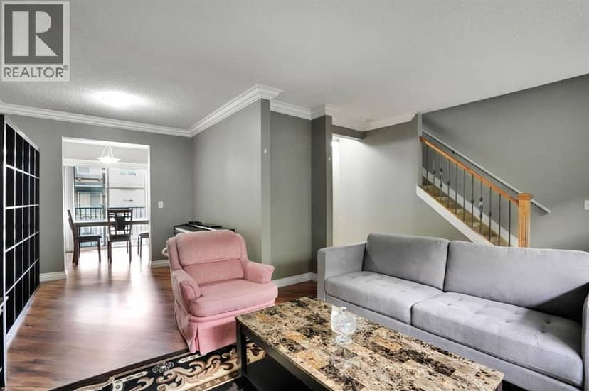 199 Cedarwood Lane SW — photo 10 of 40