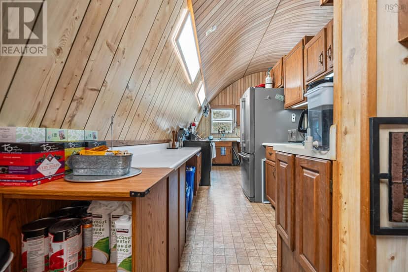 1268 Plains Road — photo 13 of 40