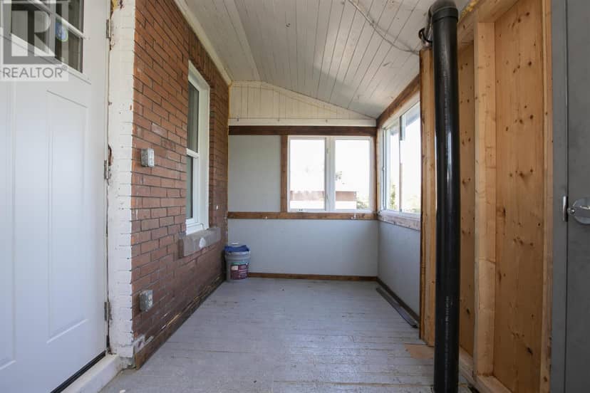 26 Wallace TER — photo 36 of 40