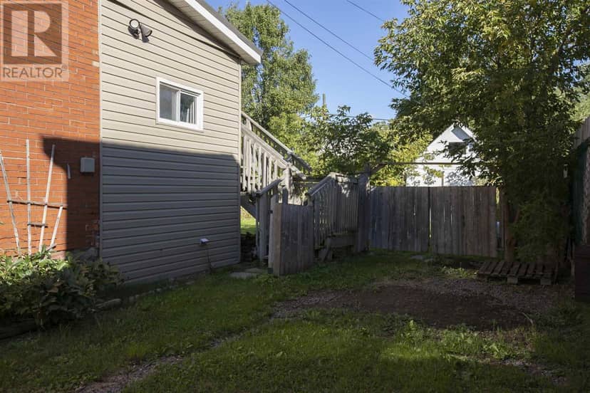 26 Wallace TER — photo 4 of 40