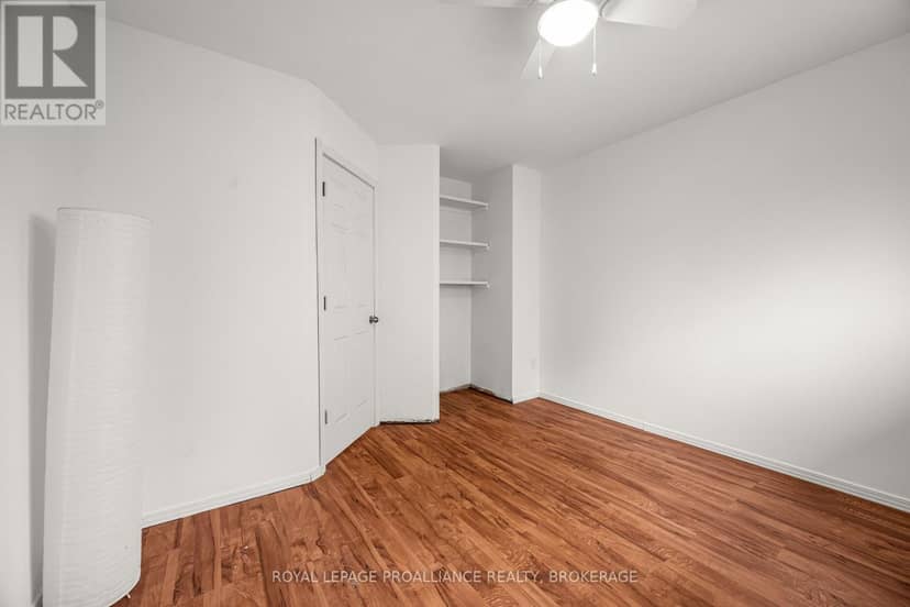 42 Wycliffe Crescent — photo 19 of 39