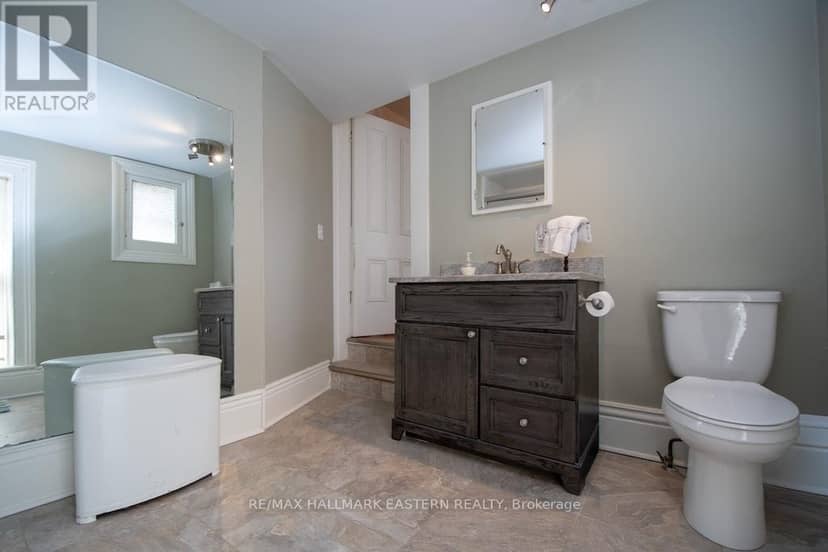 813 Water St. & 11 Argyle Street — photo 14 of 40
