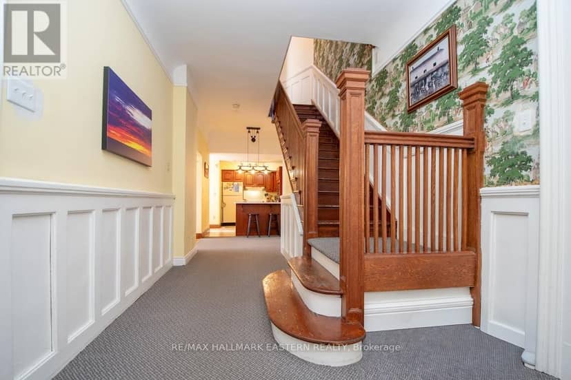 813 Water Street, Peterborough, photo 5