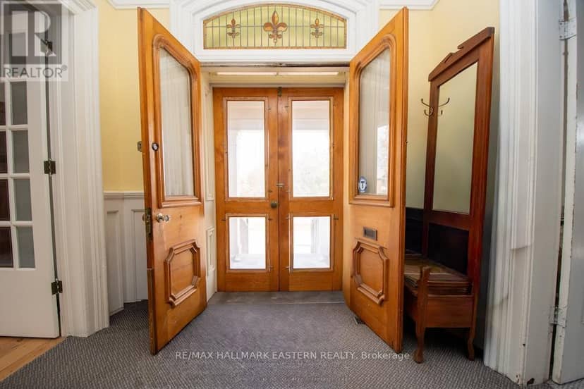 813 Water Street, Peterborough, photo 8