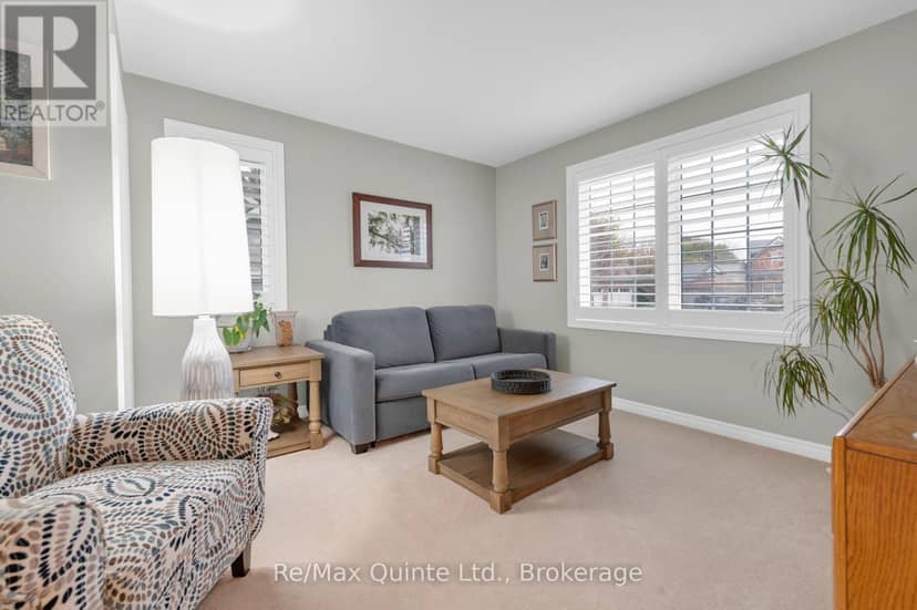 5 Hickory Court, Brighton, photo 7