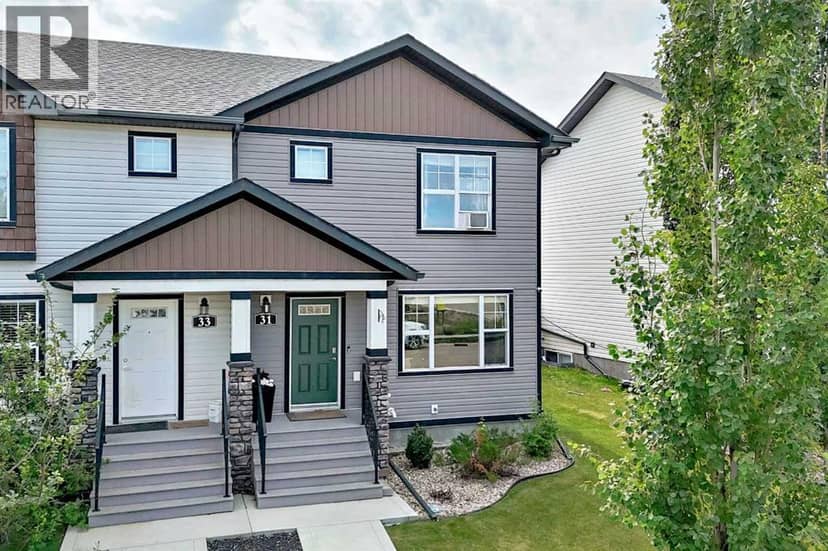 31 Crestview Boulevard, Sylvan Lake, photo 2