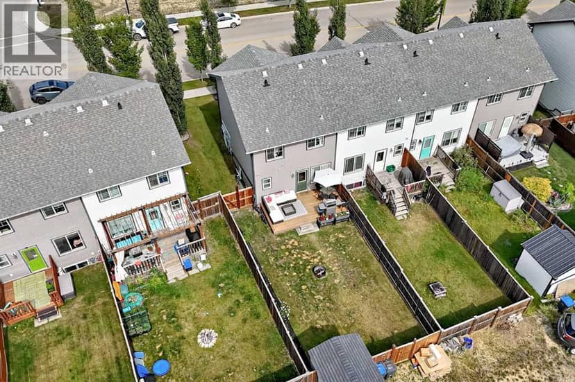 31 Crestview Boulevard, Sylvan Lake, photo 4