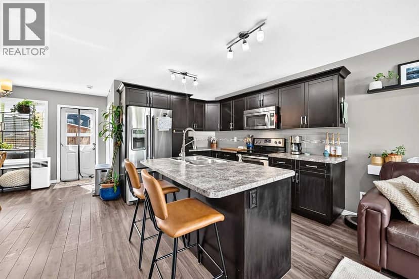 31 Crestview Boulevard, Sylvan Lake, photo 6