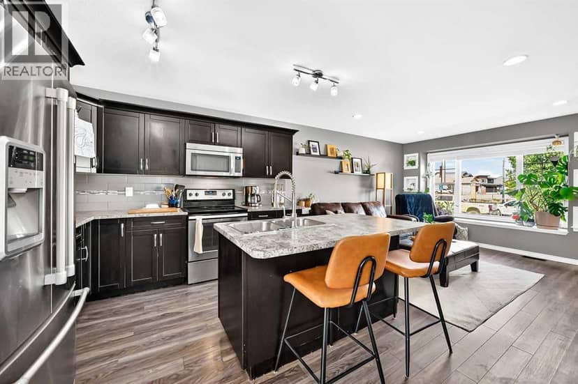 31 Crestview Boulevard, Sylvan Lake, photo 7