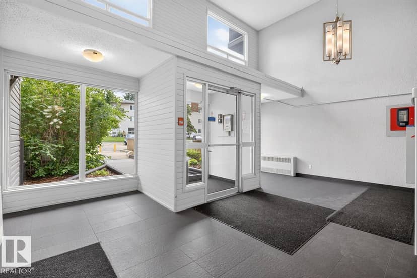 #106 237 Woodvale Rd NW — photo 21 of 25