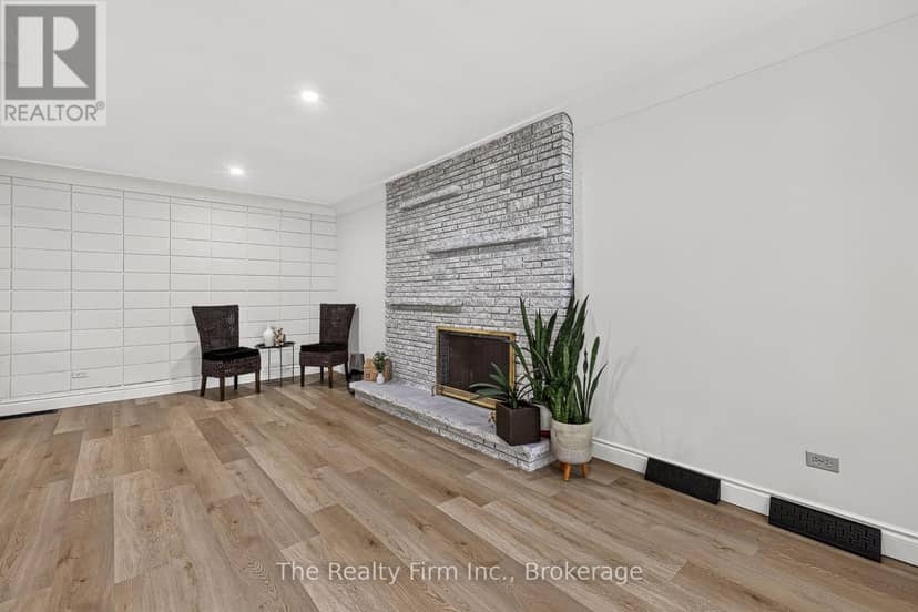 845 Sloane Street — photo 18 of 40