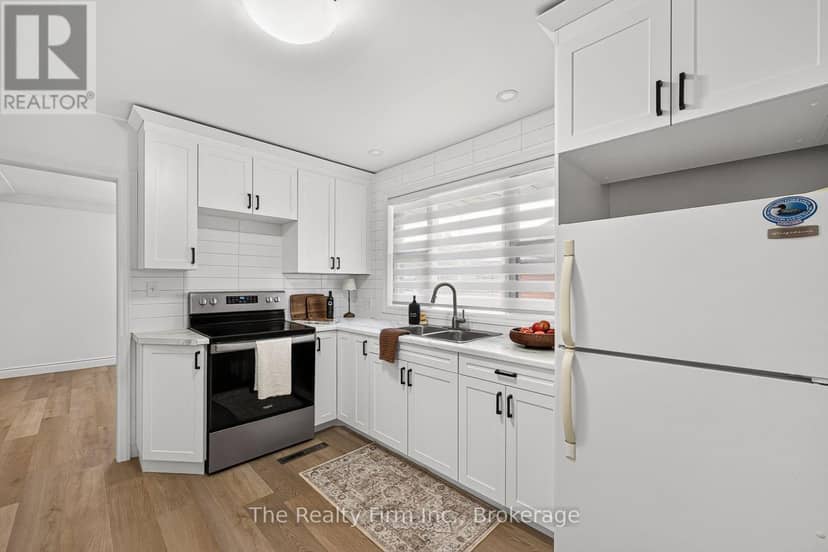 845 Sloane Street — photo 23 of 40