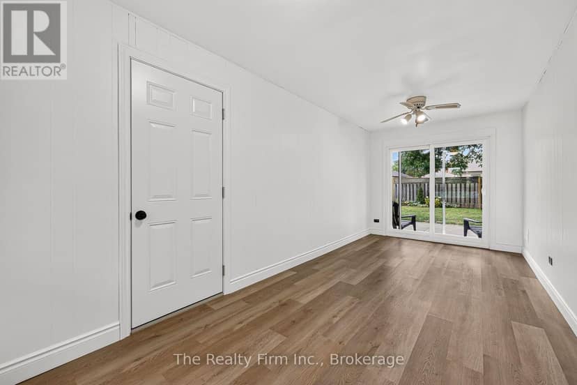 845 Sloane Street — photo 37 of 40