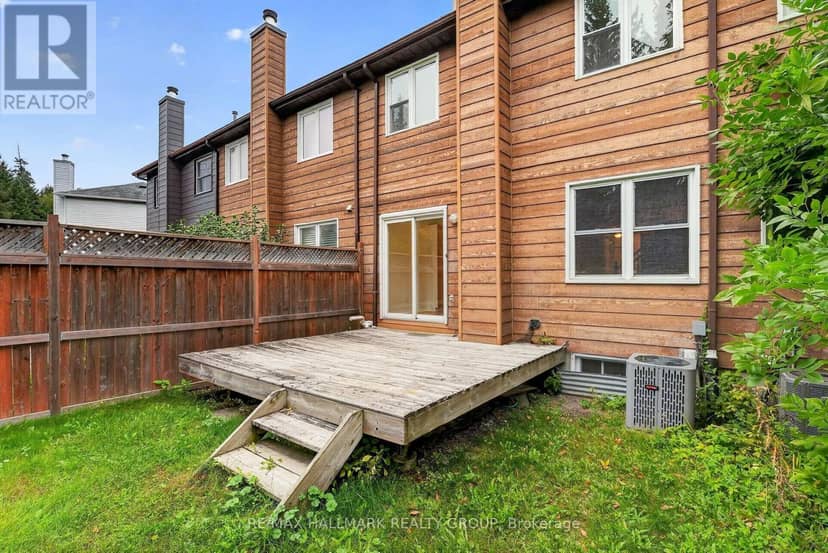 49 Robarts Crescent — photo 39 of 40