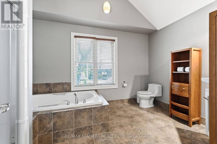 291 Vine Street — photo 29 of 38