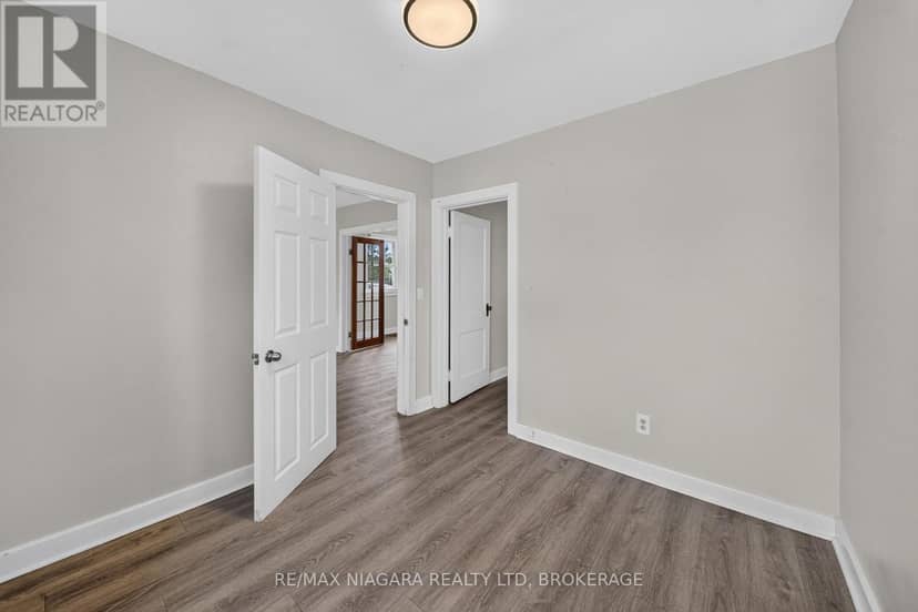 6520 Barker Street — photo 10 of 40