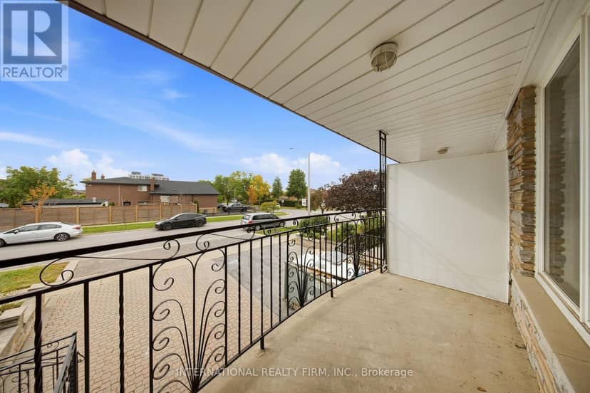 92 Andrew Park — photo 13 of 30