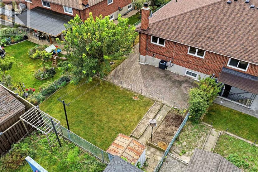 92 Andrew Park — photo 26 of 30