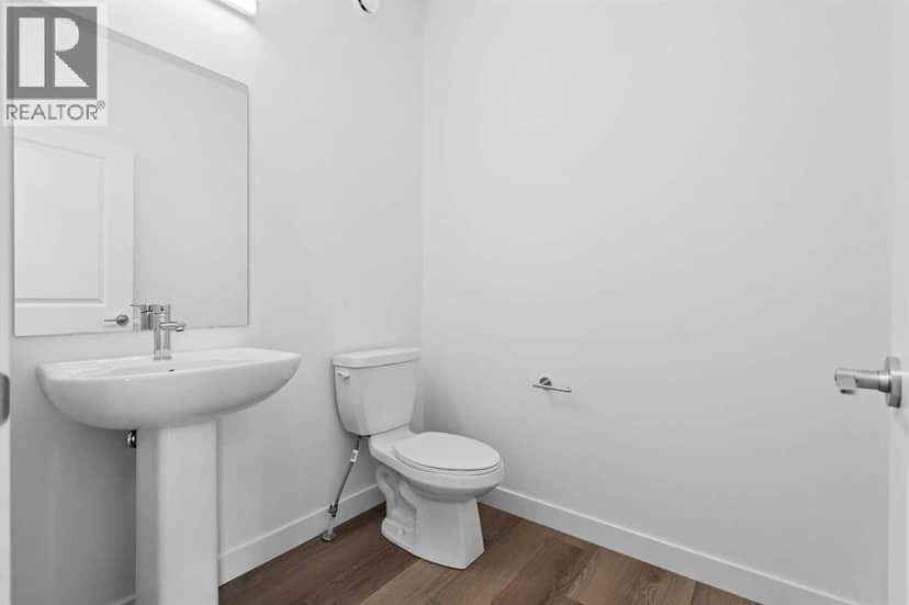13 Wild Rose Bay SW — photo 14 of 38
