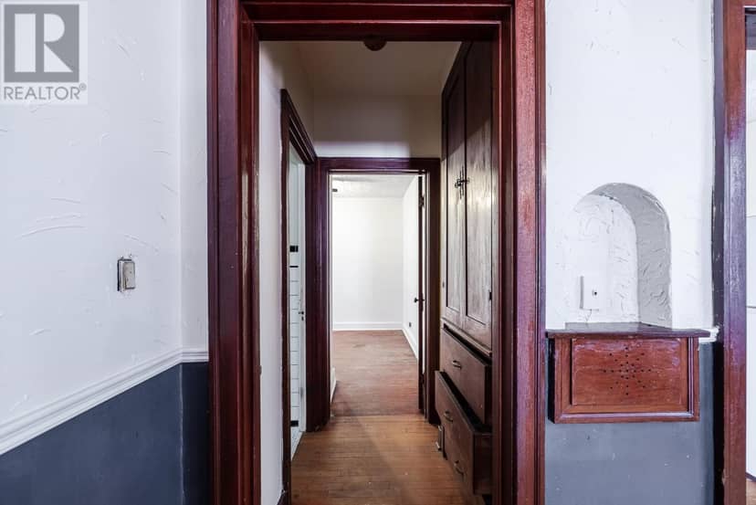 151 Albert ST E — photo 20 of 34