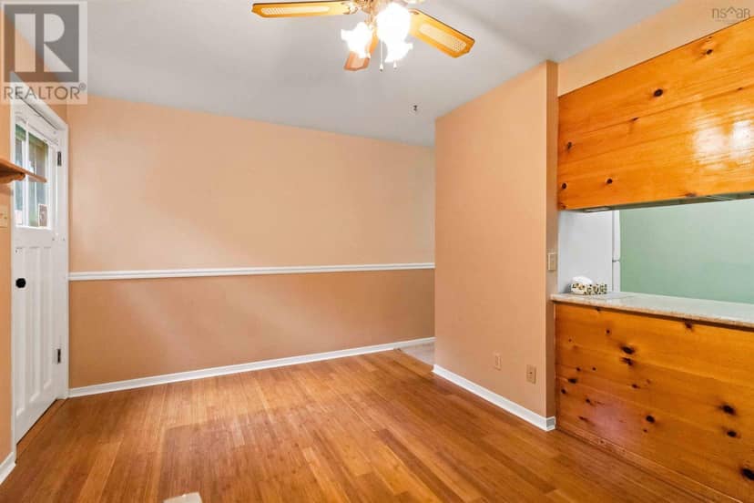 2552 Brunswick Street — photo 14 of 30