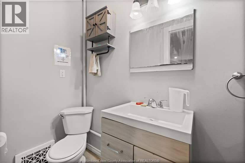 1537 Howard — photo 11 of 18