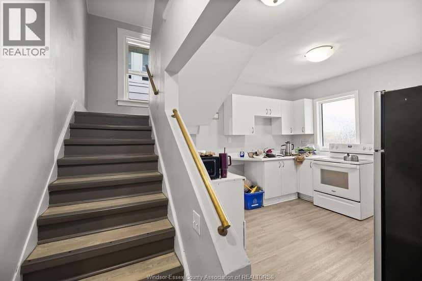 1537 Howard — photo 13 of 18