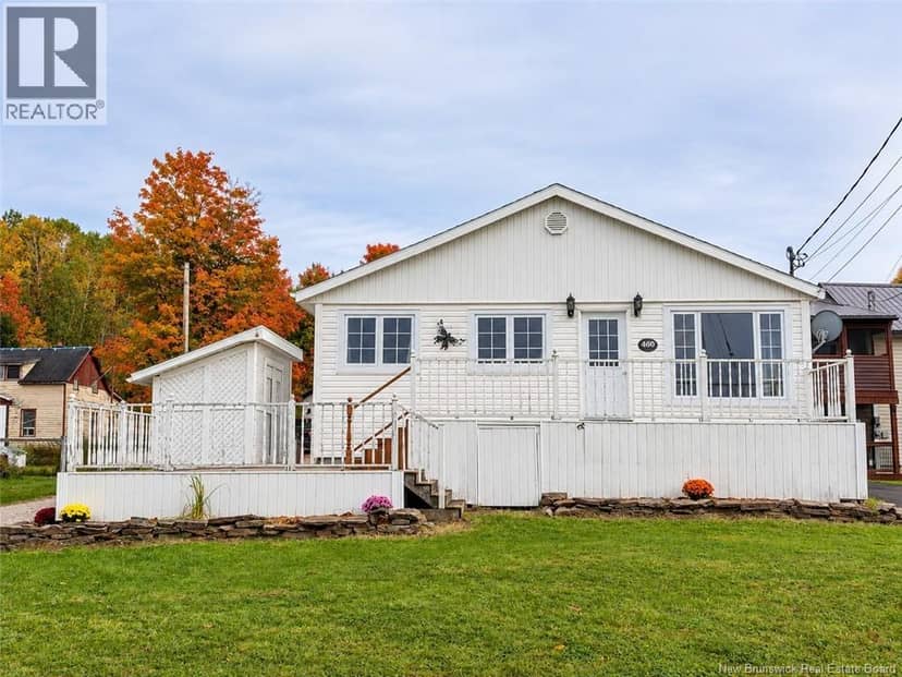 460 Vanier Street, Campbellton