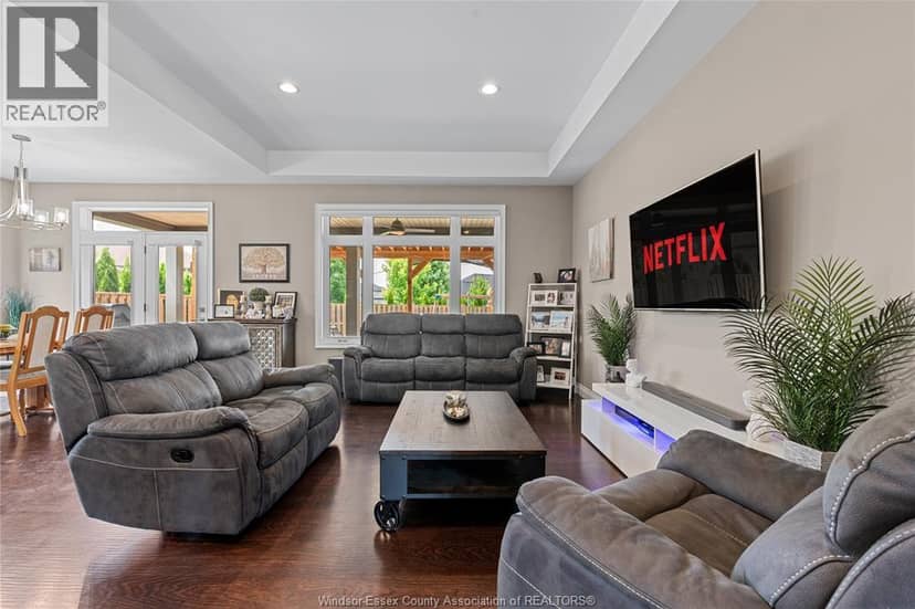 24 Peachtree Lane, Chatham, photo 8