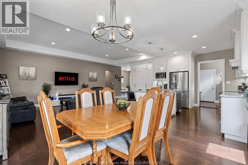 24 Peachtree Lane — photo 18 of 40