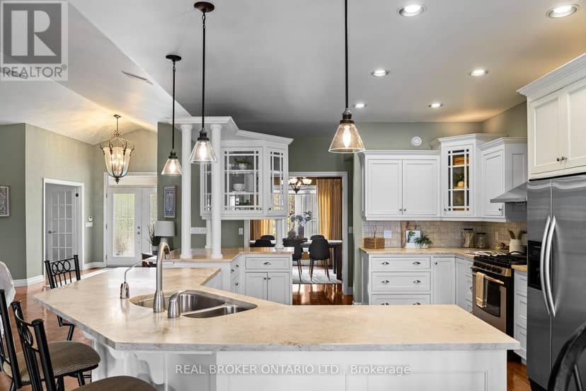 159 Creighton Street — photo 15 of 40