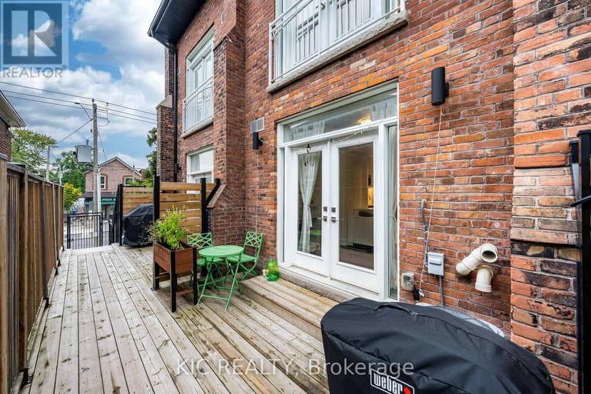 111 - 1183 Dufferin Street — photo 2 of 35