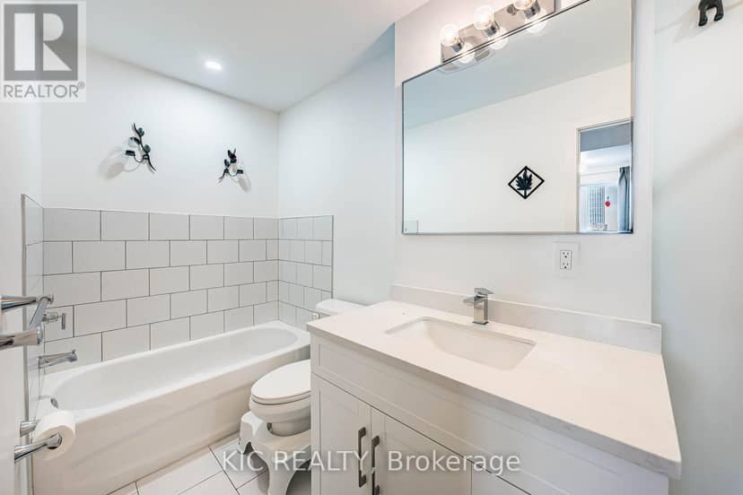111 - 1183 Dufferin Street — photo 28 of 35