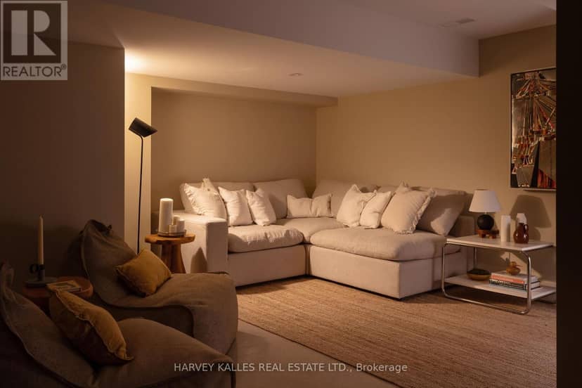 A - 157 Hallam Street — photo 9 of 20