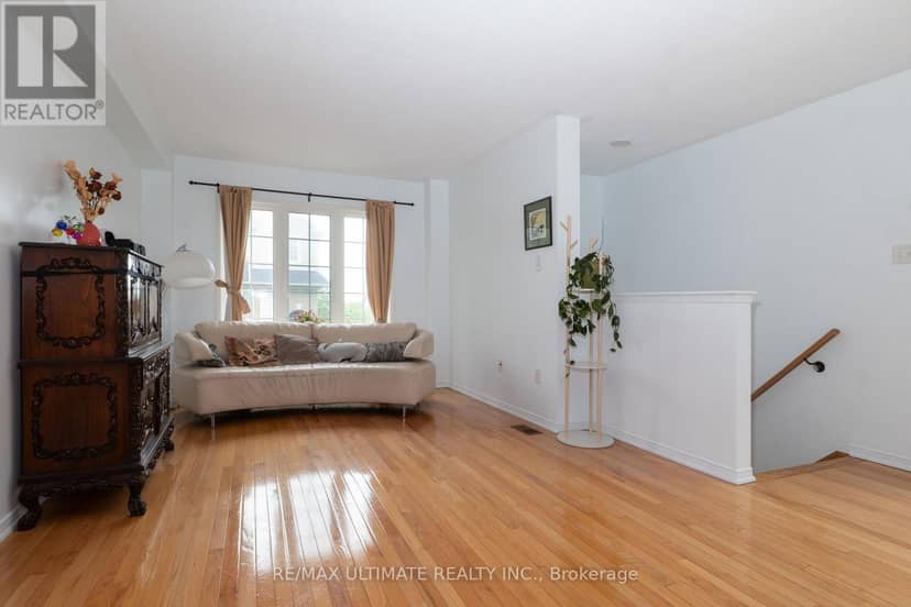 72 - 4950 Albina Way — photo 5 of 40